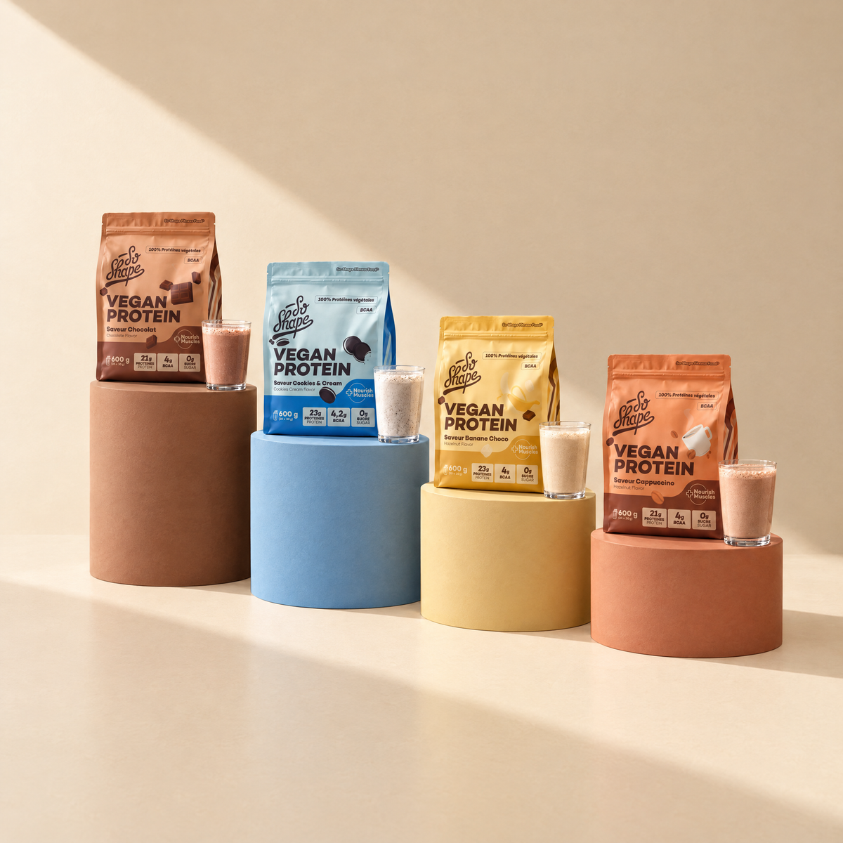 I quattro gusti Vegan Protein: Cioccolato, Cookies & Cream, Banana Choco e Cappuccino